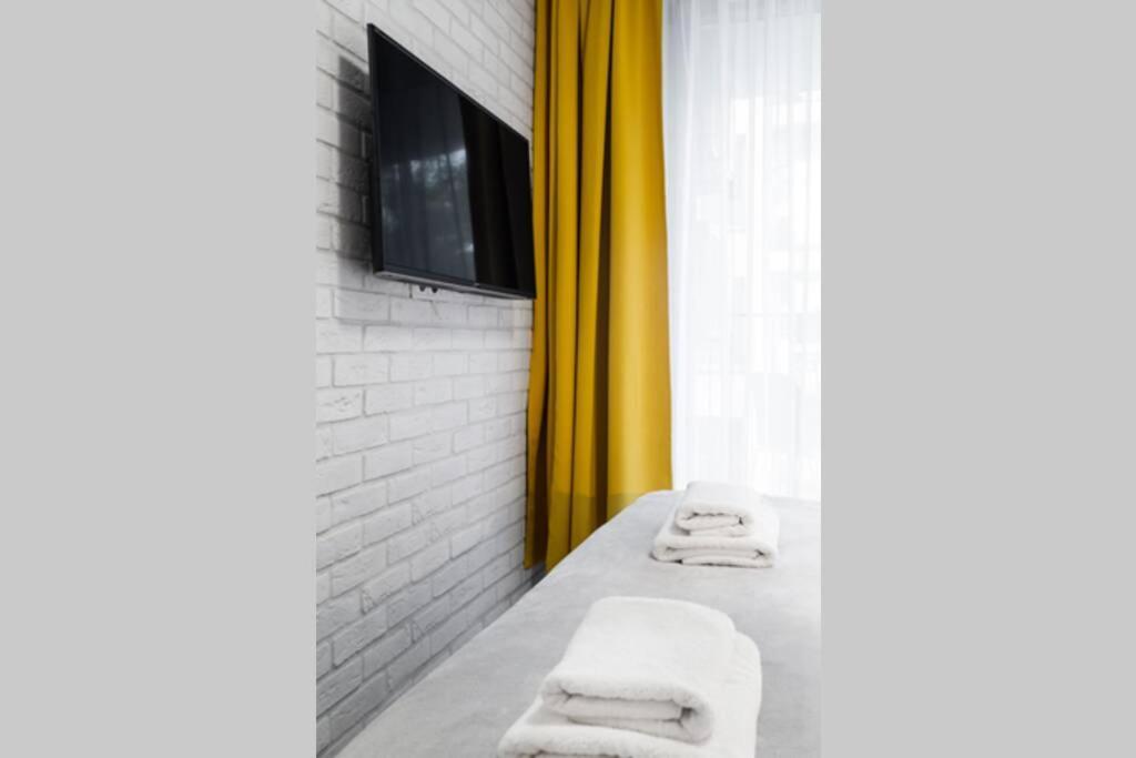 Househost Apartment: Miodowa 42/8A Street Krasków Εξωτερικό φωτογραφία