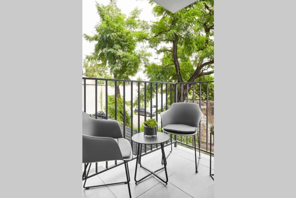 Househost Apartment: Miodowa 42/8A Street Krasków Εξωτερικό φωτογραφία