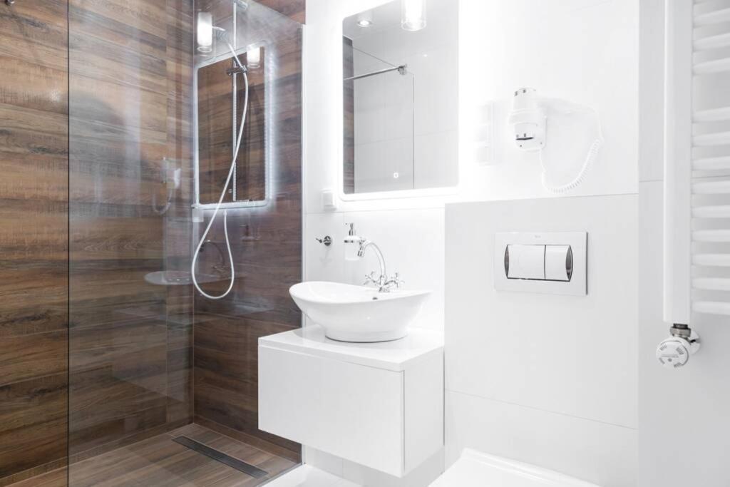Househost Apartment: Miodowa 42/8A Street Krasków Εξωτερικό φωτογραφία